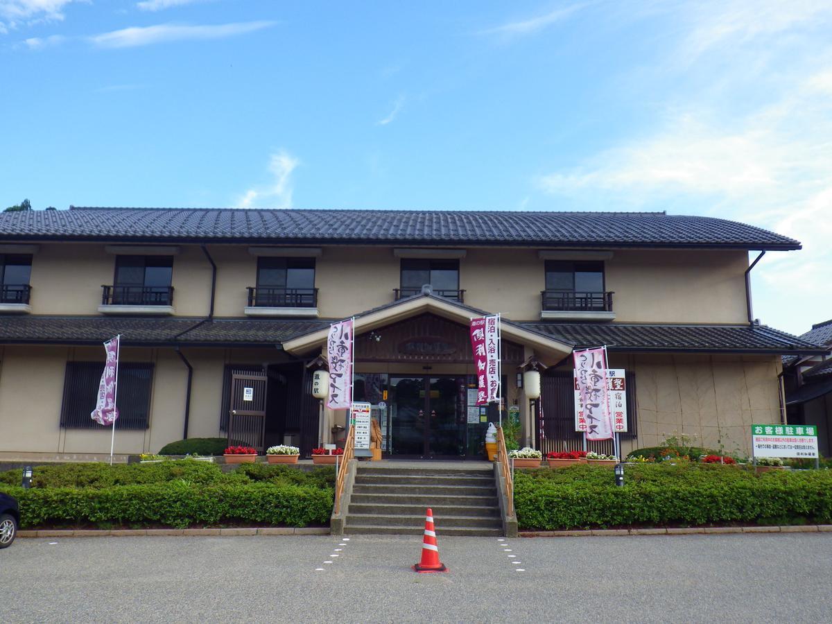 ホテルKurikarajyuku 津幡町 エクステリア 写真