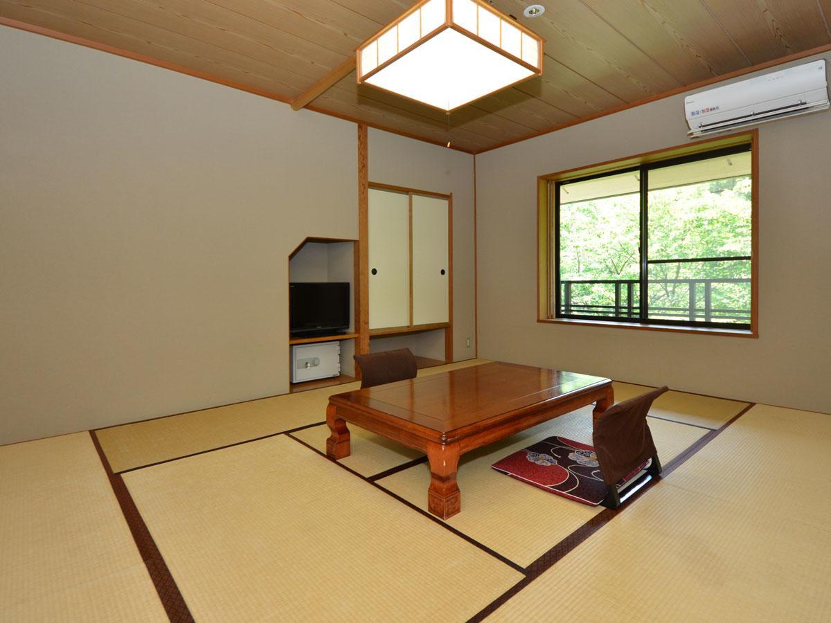 ホテルKurikarajyuku 津幡町 エクステリア 写真